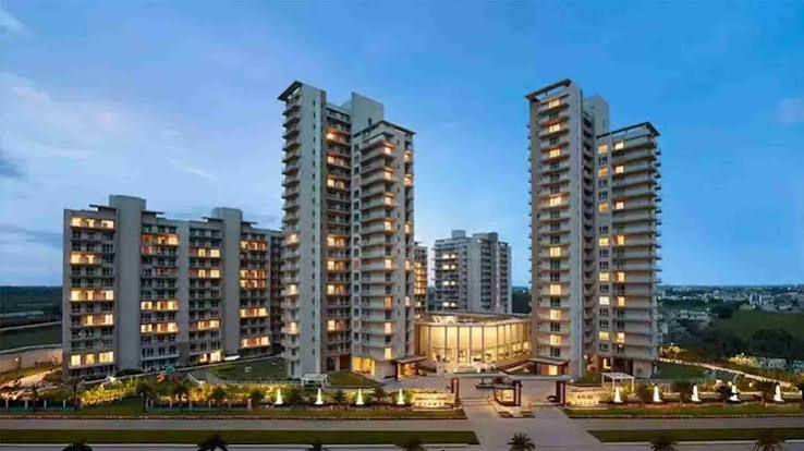 Puri Aravallis luxury apartments with scenic views in Sector 61 Golf Course Ext Road